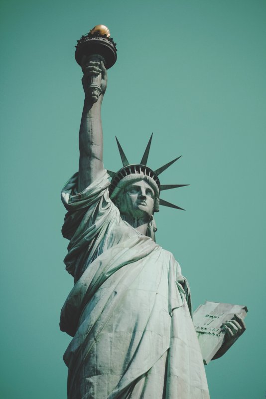 Статуя свободы обои на телефон вертикальные (87 фото)